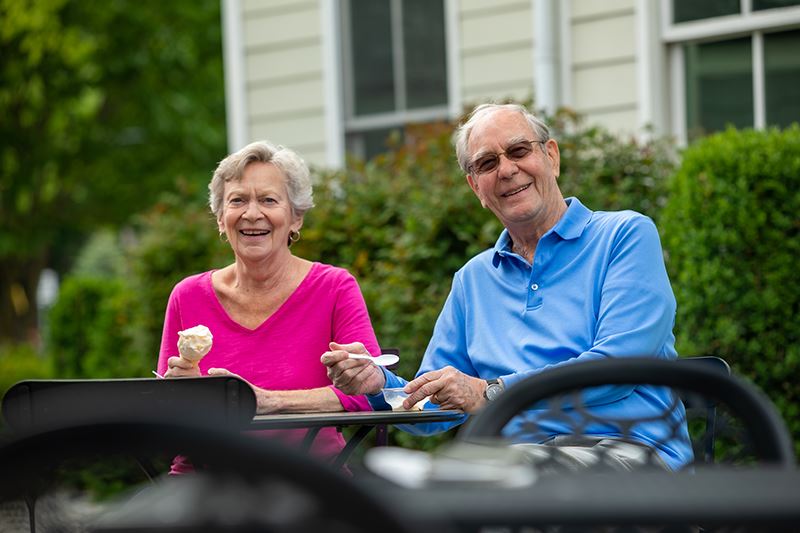 Dave & Peg Haus-13.png