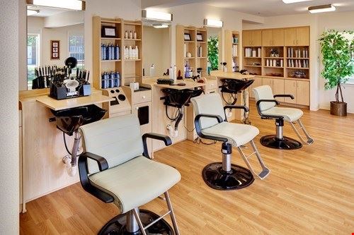 Bayleigh Chase Salon